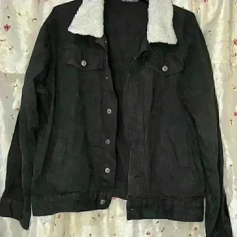SHEIN coat with Sherpa‎ lined collar